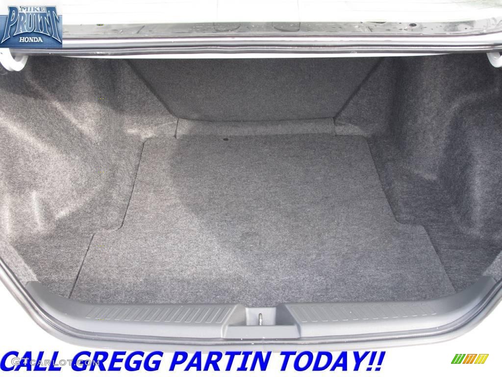 2006 Accord Value Package Sedan - Taffeta White / Ivory photo #9
