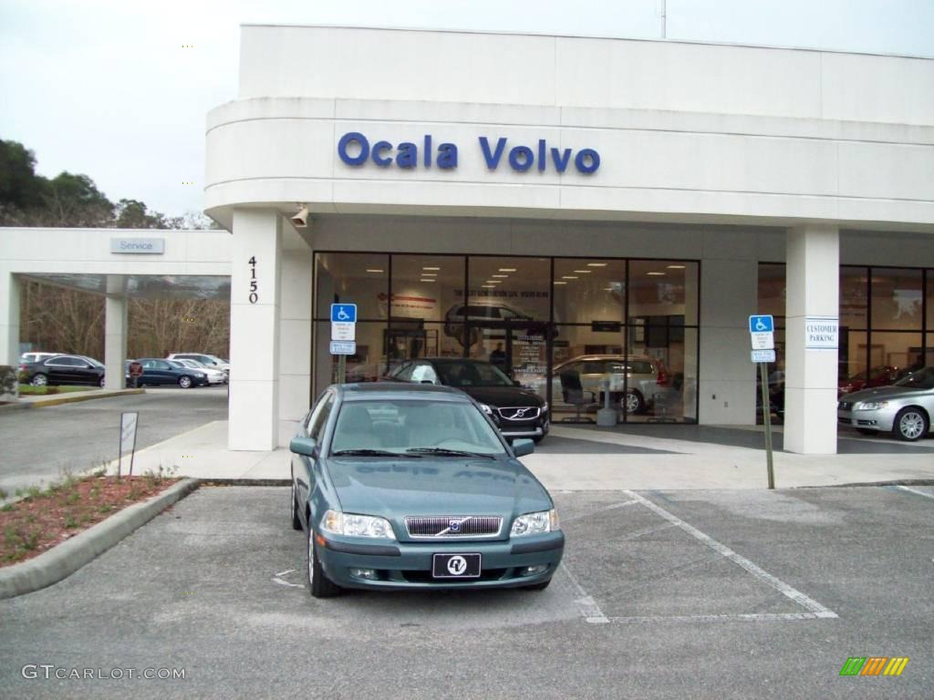 2002 S40 1.9T - Atlantic Blue Metallic / Taupe/Light Taupe photo #1