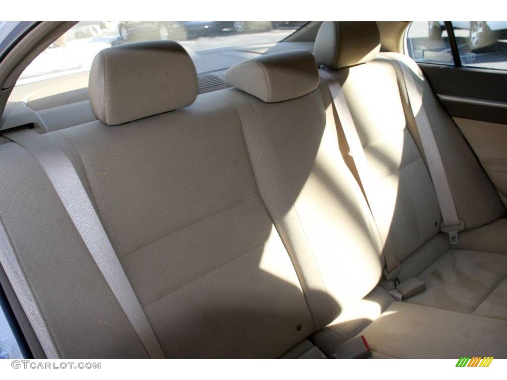 2007 Civic Hybrid Sedan - Taffeta White / Ivory photo #17
