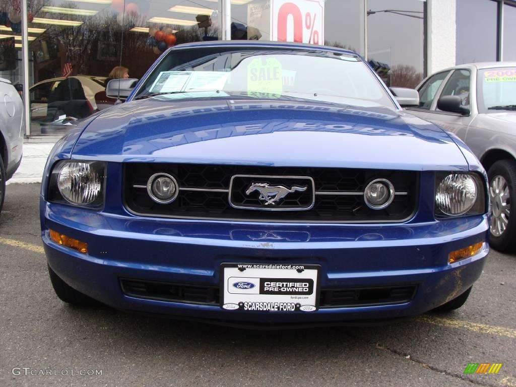2007 Mustang V6 Premium Convertible - Vista Blue Metallic / Dark Charcoal photo #2