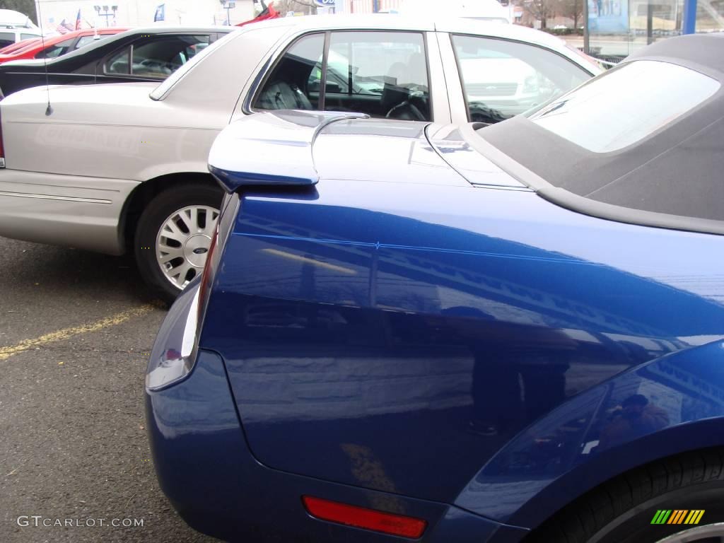 2007 Mustang V6 Premium Convertible - Vista Blue Metallic / Dark Charcoal photo #7