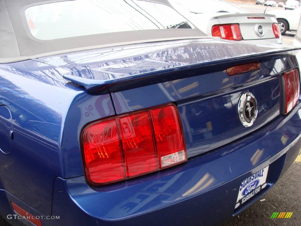 2007 Mustang V6 Premium Convertible - Vista Blue Metallic / Dark Charcoal photo #8