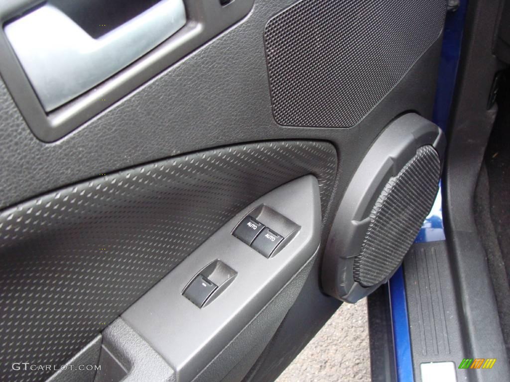 2007 Mustang V6 Premium Convertible - Vista Blue Metallic / Dark Charcoal photo #12