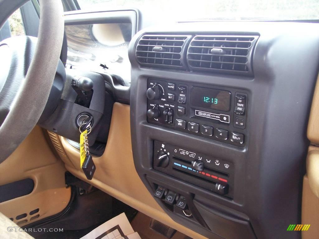1998 Wrangler Sport 4x4 - Moss Green Pearl / Khaki photo #34