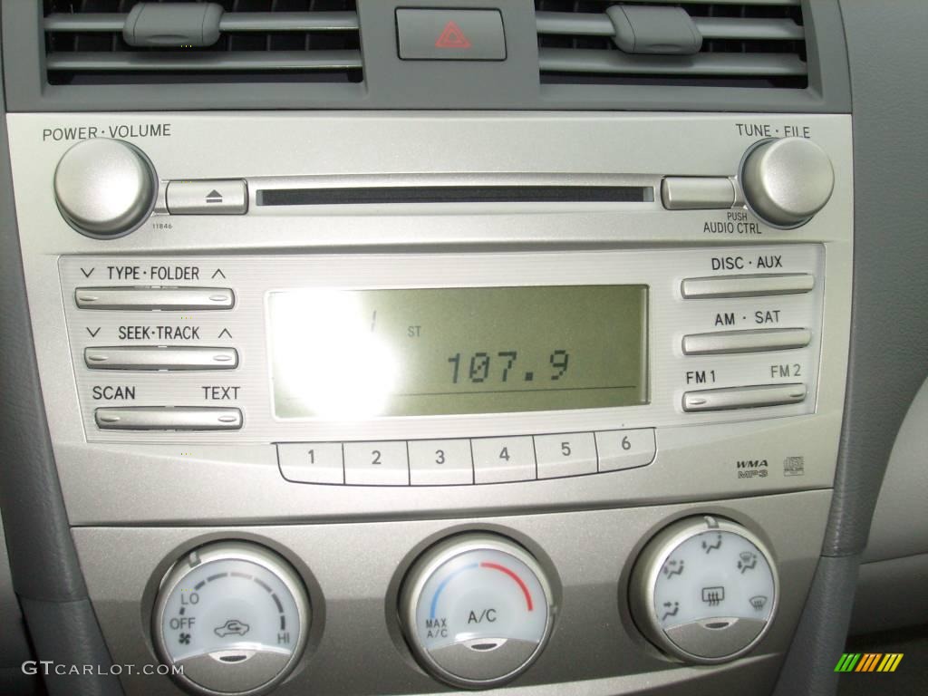 2010 Camry LE V6 - Super White / Ash Gray photo #8