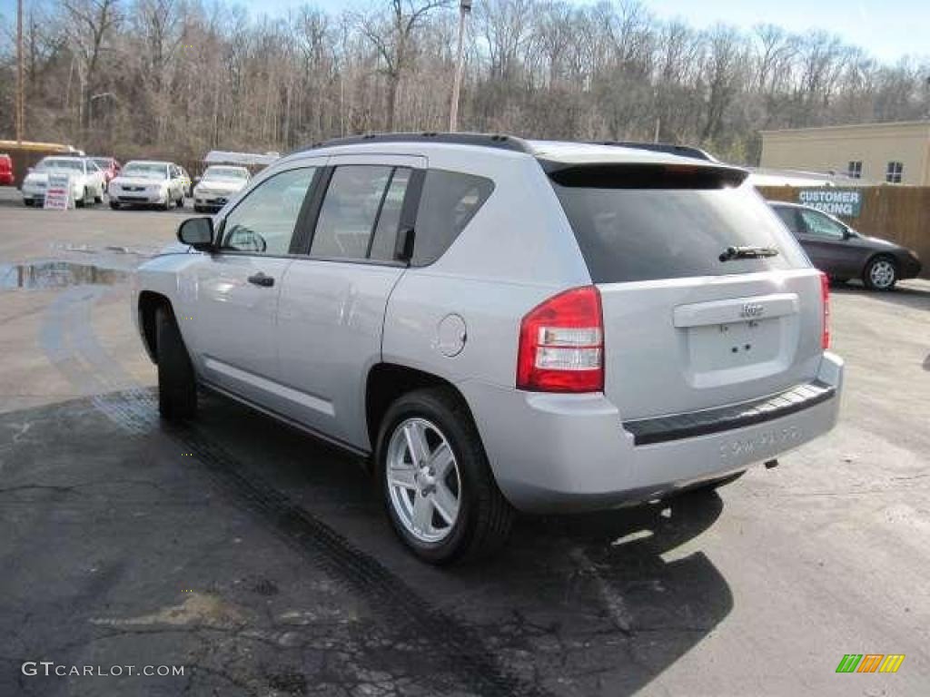 2007 Compass Sport - Bright Silver Metallic / Pastel Slate Gray photo #20