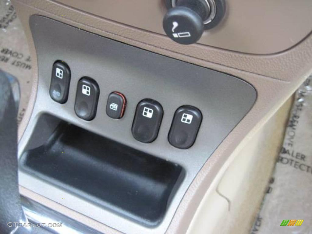 2007 HHR LS - Sandstone Metallic / Cashmere Beige photo #30