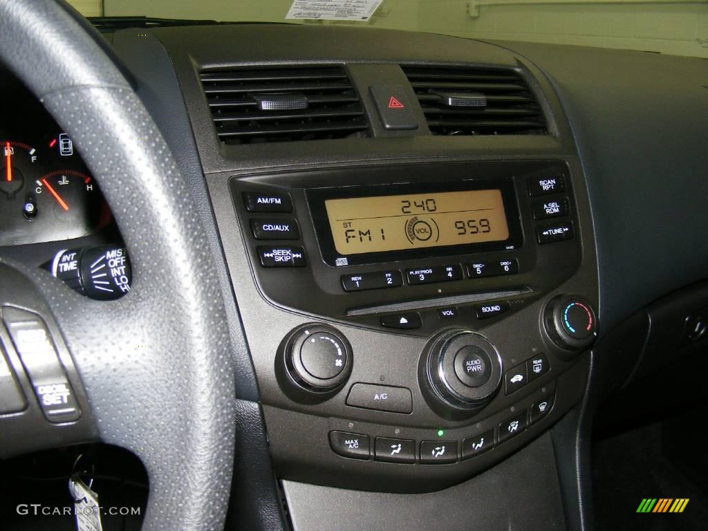 2003 Accord LX Coupe - Satin Silver Metallic / Black photo #20