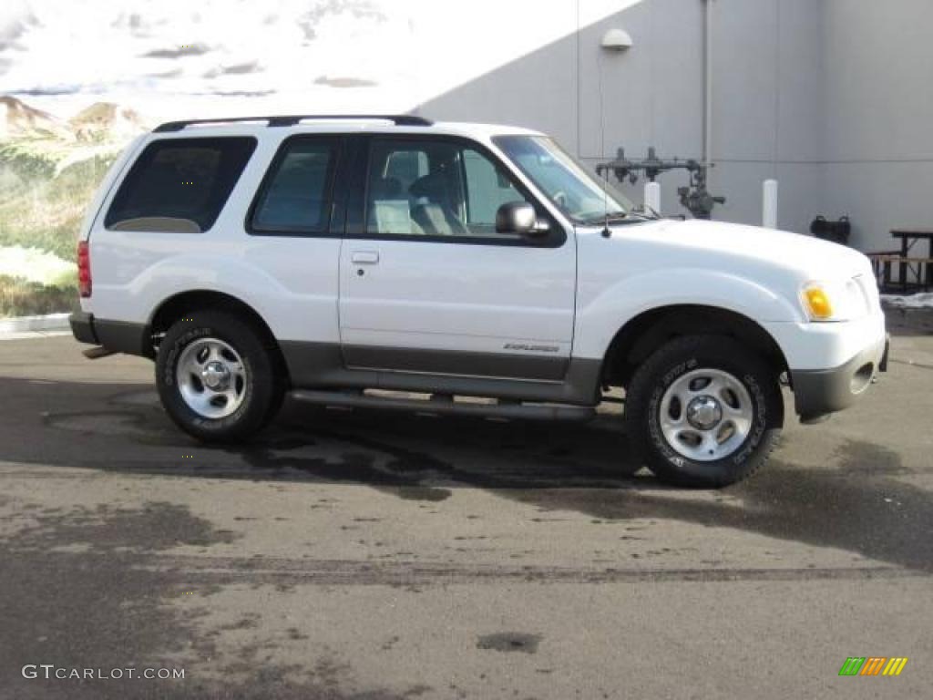 2001 Explorer Sport 4x4 - Oxford White / Medium Prairie Tan photo #2