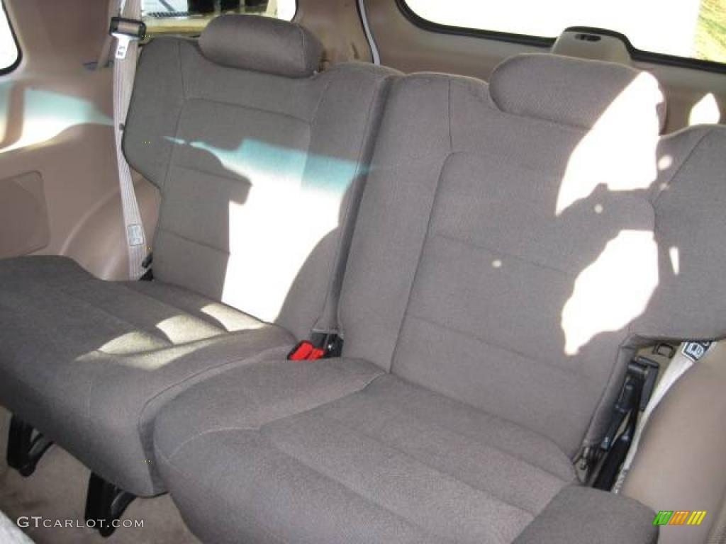2001 Explorer Sport 4x4 - Oxford White / Medium Prairie Tan photo #16