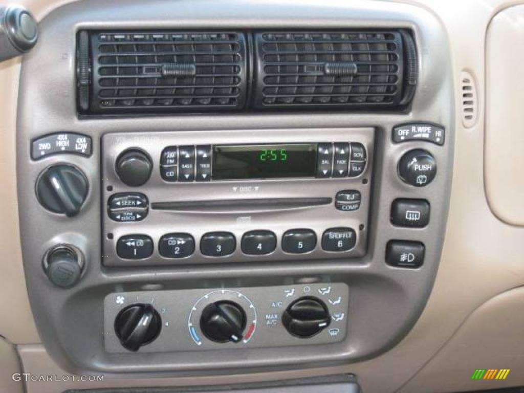 2001 Explorer Sport 4x4 - Oxford White / Medium Prairie Tan photo #22