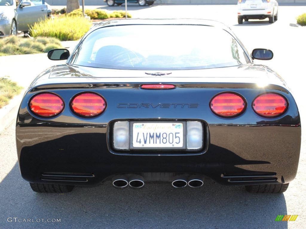 2002 Corvette Coupe - Black / Black photo #5
