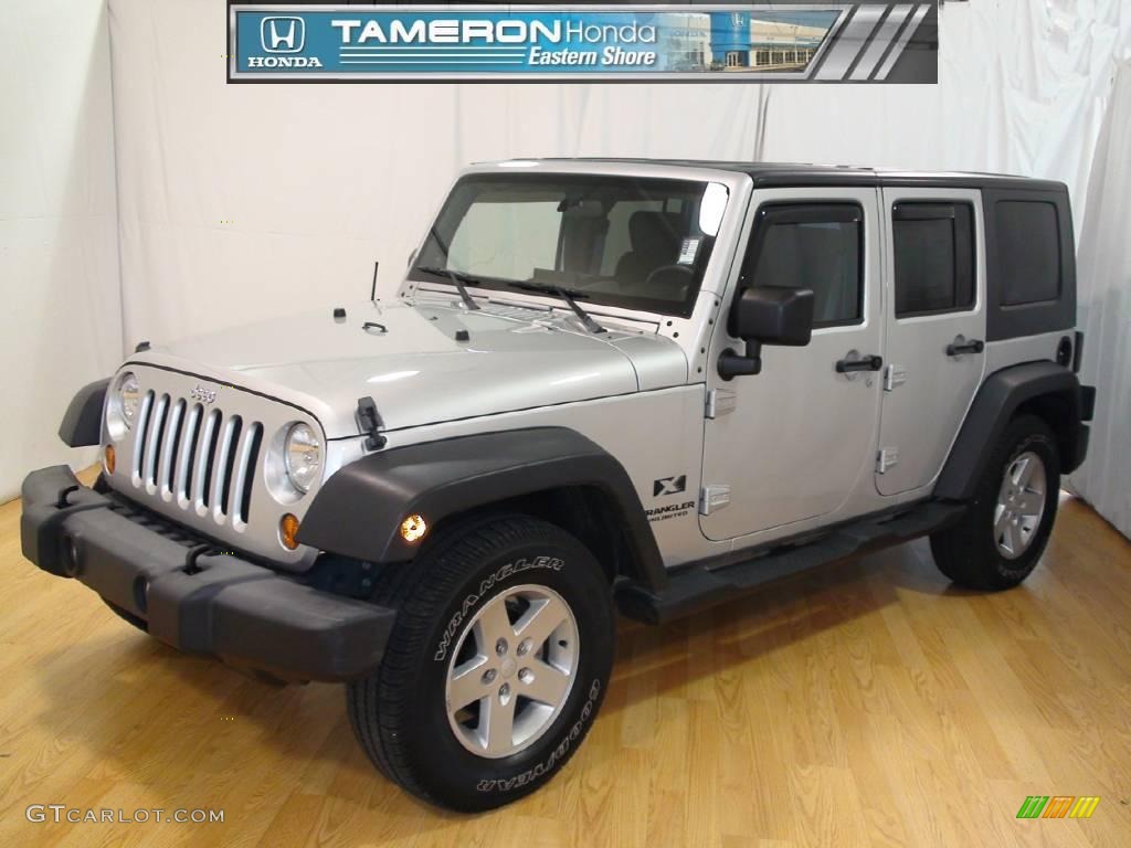 2007 Wrangler Unlimited X - Bright Silver Metallic / Dark Slate Gray/Medium Slate Gray photo #1