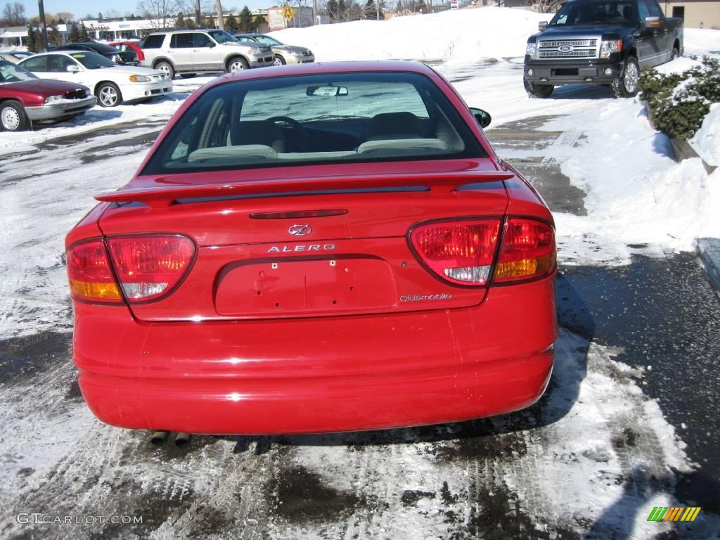 2004 Alero GL1 Sedan - Bright Red / Pewter photo #5