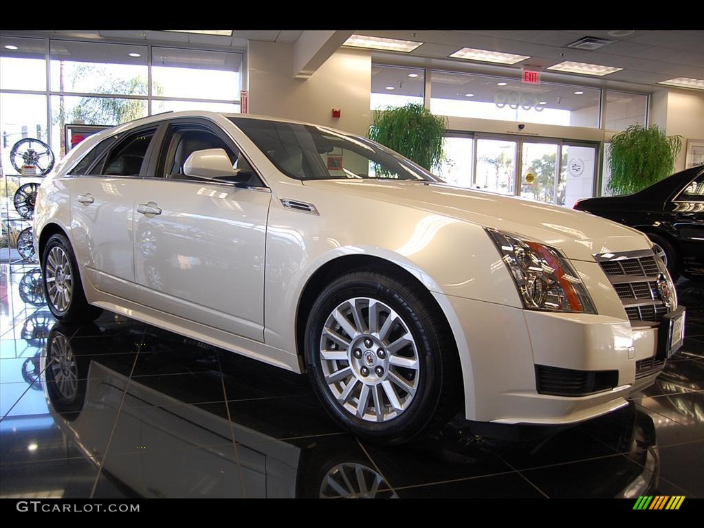 2010 CTS 3.0 Sport Wagon - White Diamond Tricoat / Light Titanium/Ebony photo #1