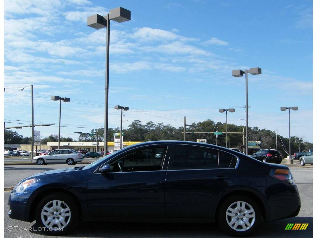 2009 Altima 2.5 S - Navy Blue Metallic / Charcoal photo #2