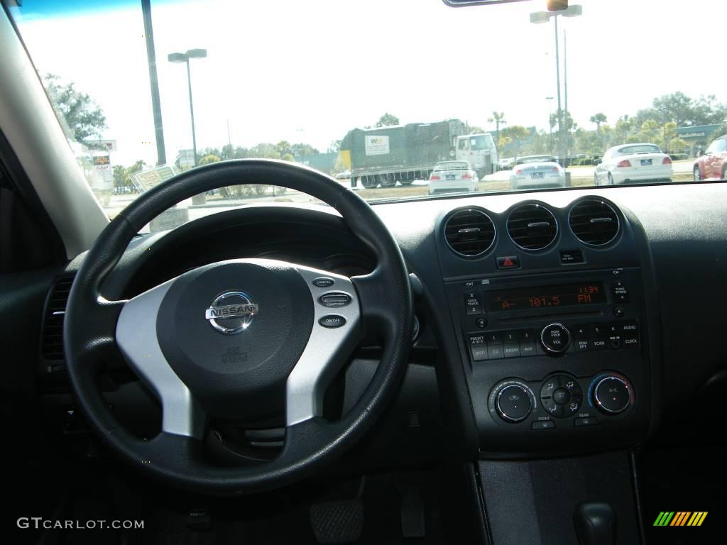 2009 Altima 2.5 S - Navy Blue Metallic / Charcoal photo #18