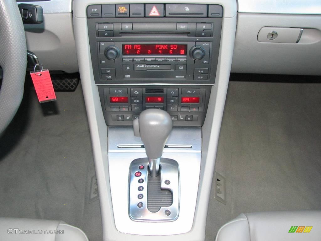 2006 A4 2.0T Sedan - Quartz Gray Metallic / Platinum photo #18