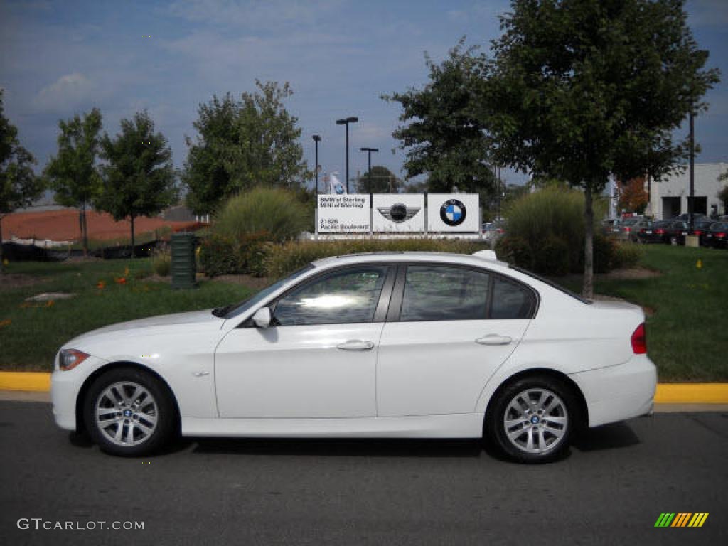 2007 3 Series 328xi Sedan - Alpine White / Black photo #2