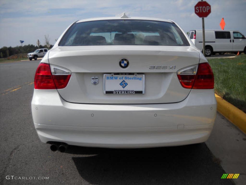 2007 3 Series 328xi Sedan - Alpine White / Black photo #4