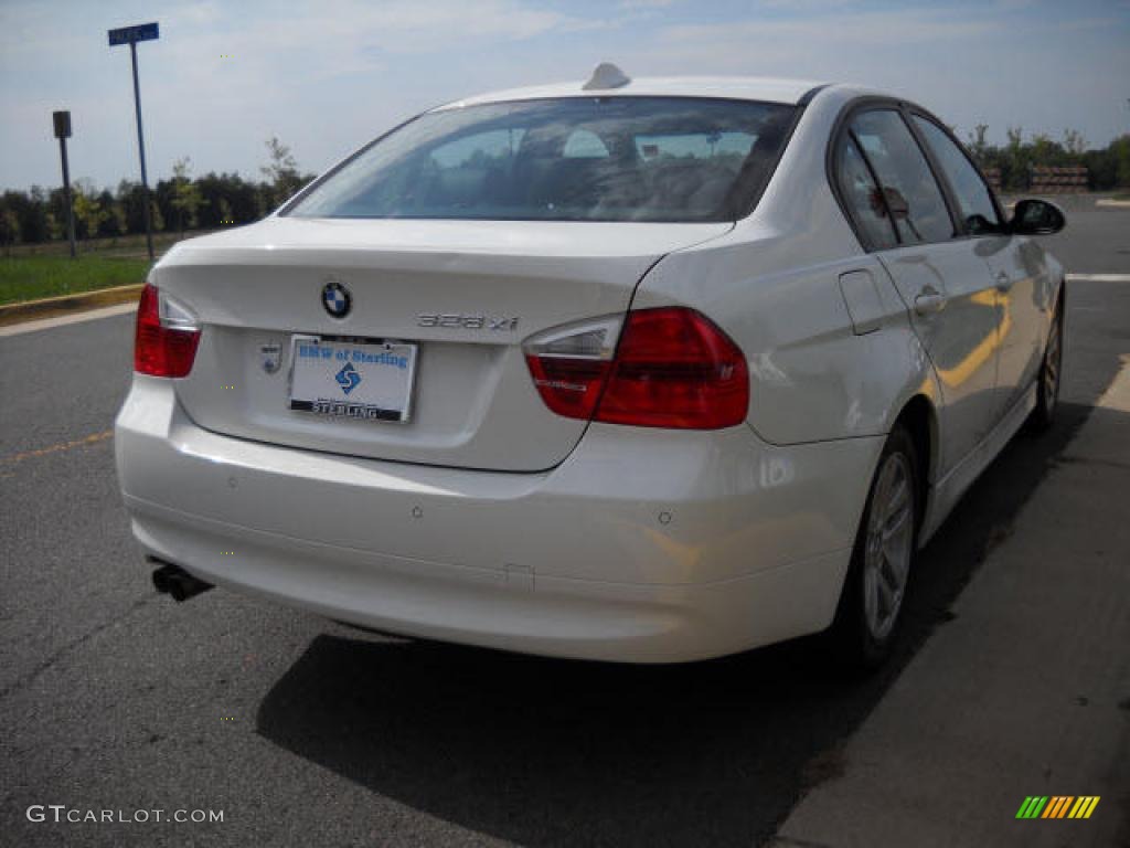 2007 3 Series 328xi Sedan - Alpine White / Black photo #5