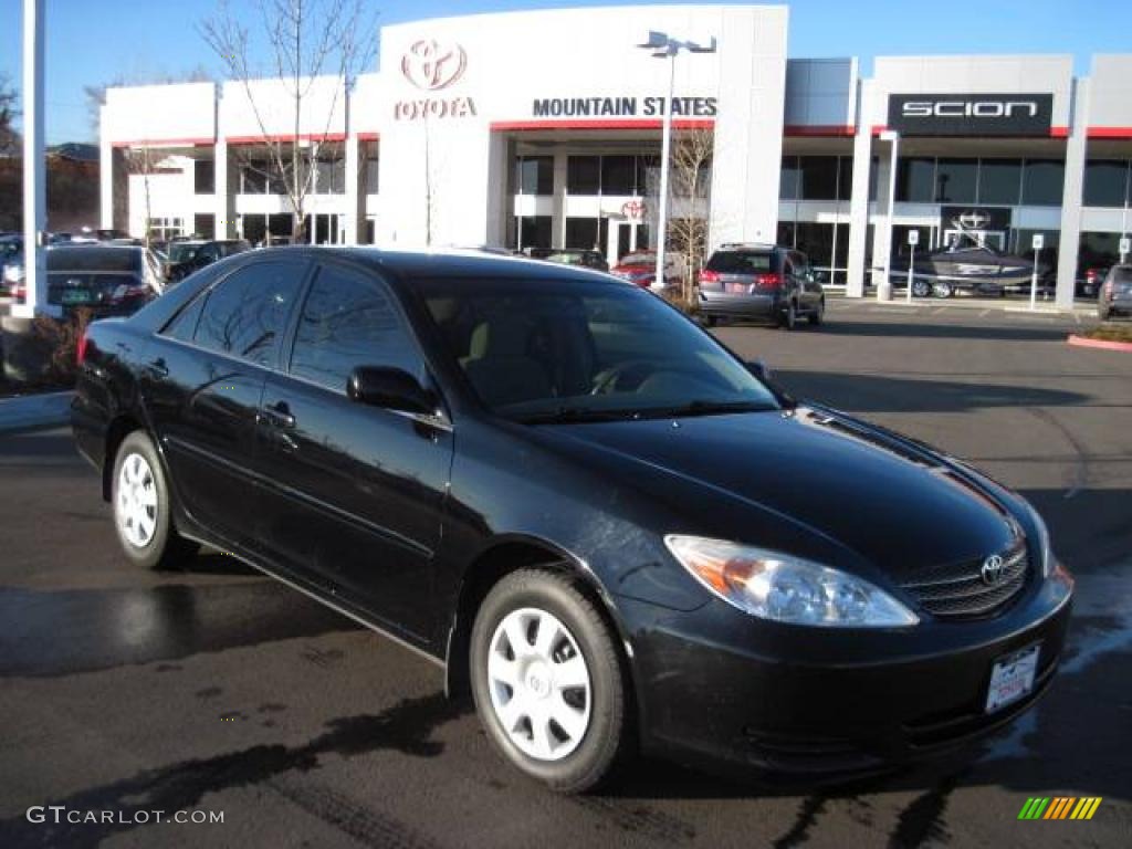 2004 Camry LE - Black / Taupe photo #1