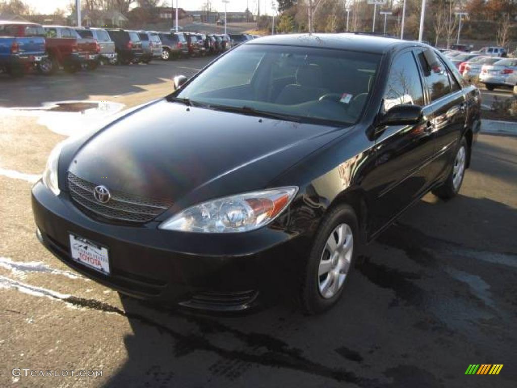 2004 Camry LE - Black / Taupe photo #5
