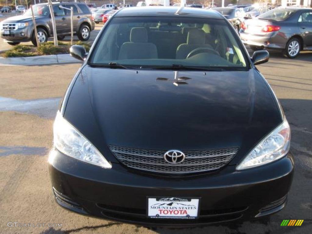 2004 Camry LE - Black / Taupe photo #6