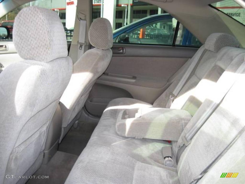 2004 Camry LE - Black / Taupe photo #10