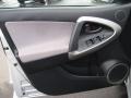 Classic Silver Metallic - RAV4 4WD Photo No. 7