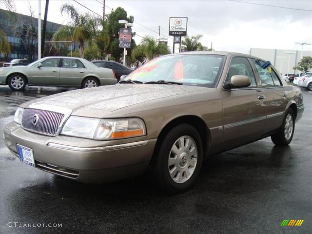 2004 Grand Marquis LS - Arizona Beige Metallic / Medium Parchment photo #3