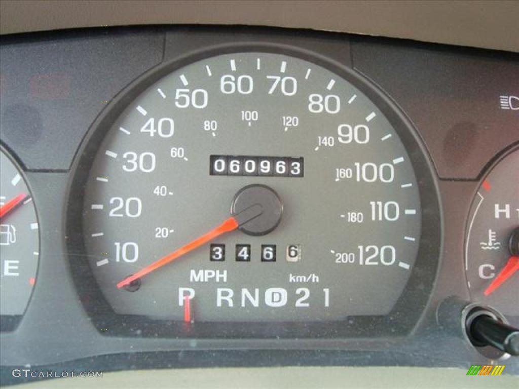 2004 Grand Marquis LS - Arizona Beige Metallic / Medium Parchment photo #26