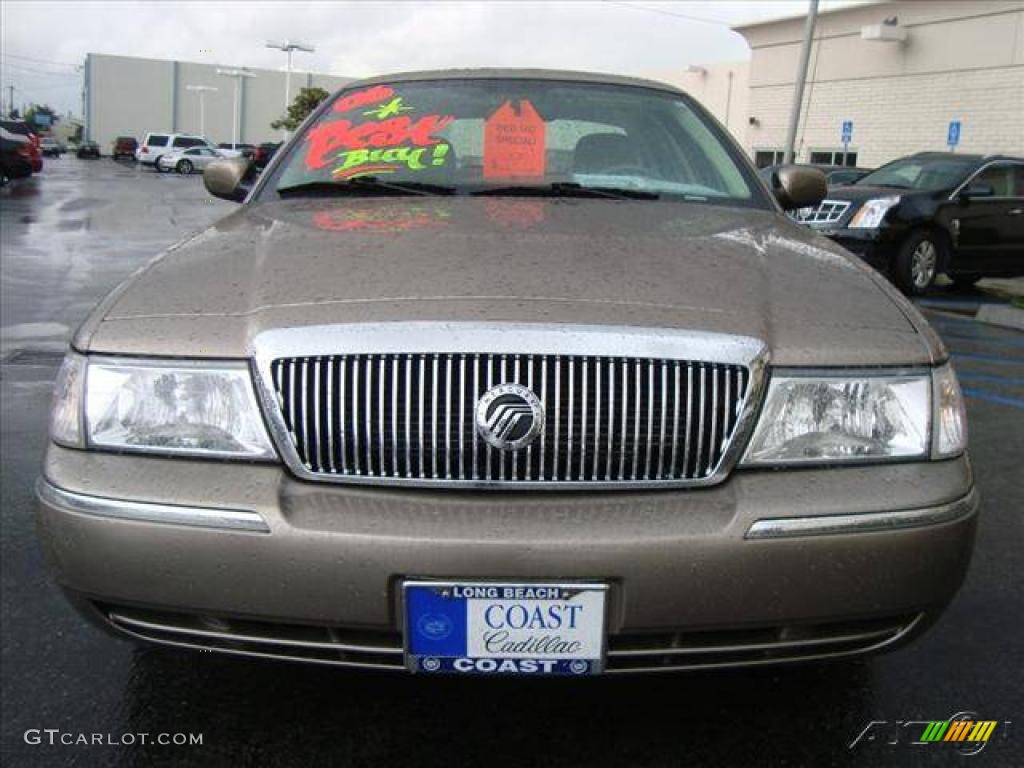 2004 Grand Marquis LS - Arizona Beige Metallic / Medium Parchment photo #31