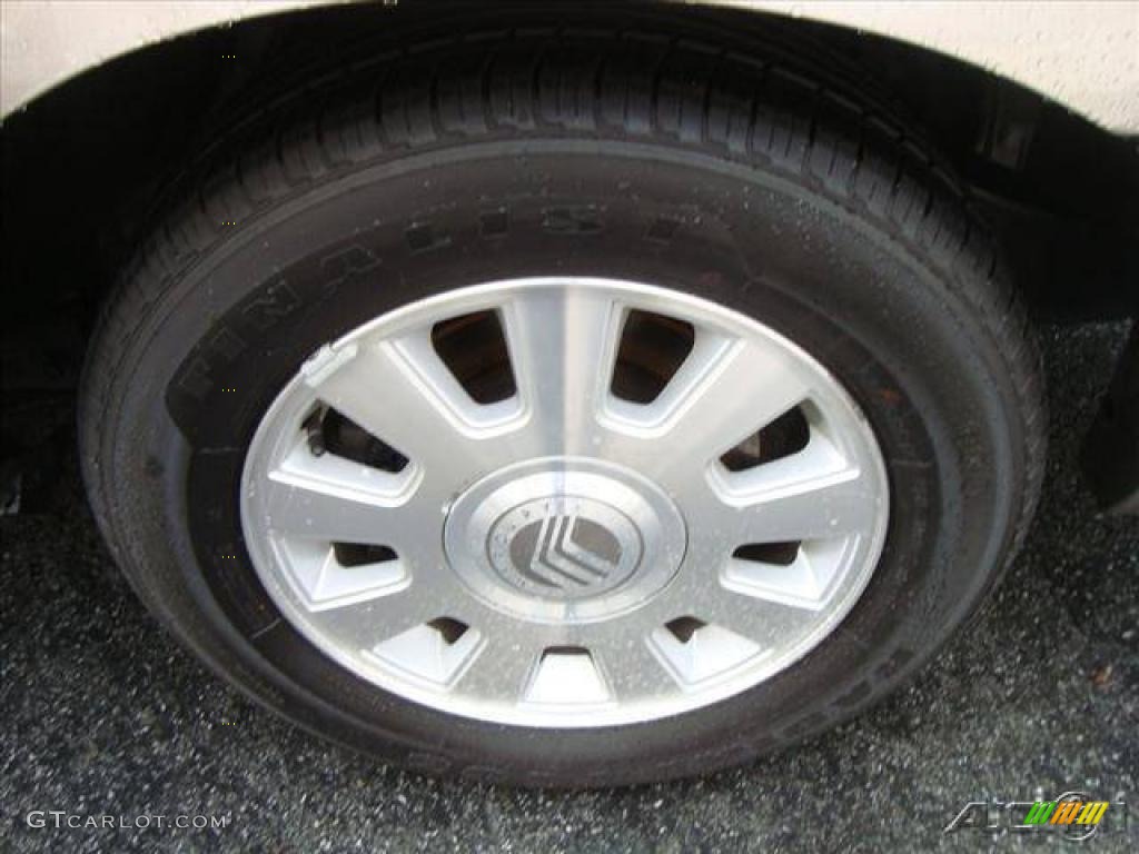 2004 Grand Marquis LS - Arizona Beige Metallic / Medium Parchment photo #75