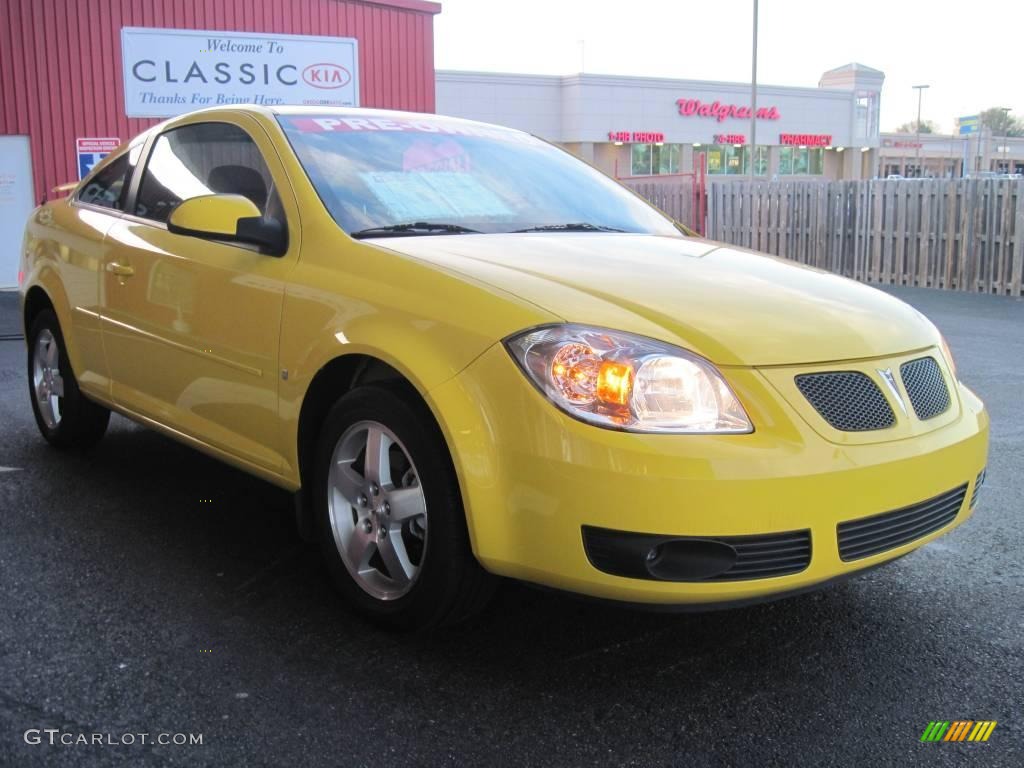 2008 G5  - Competition Yellow / Ebony photo #2