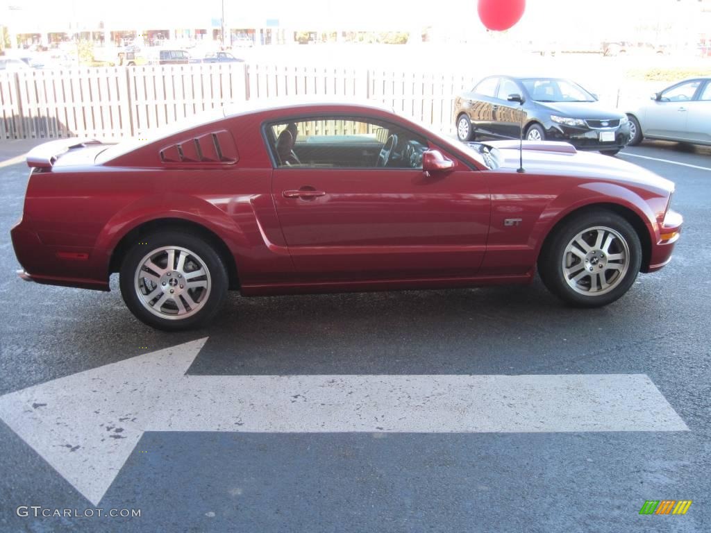 2006 Mustang GT Premium Coupe - Torch Red / Red/Dark Charcoal photo #4