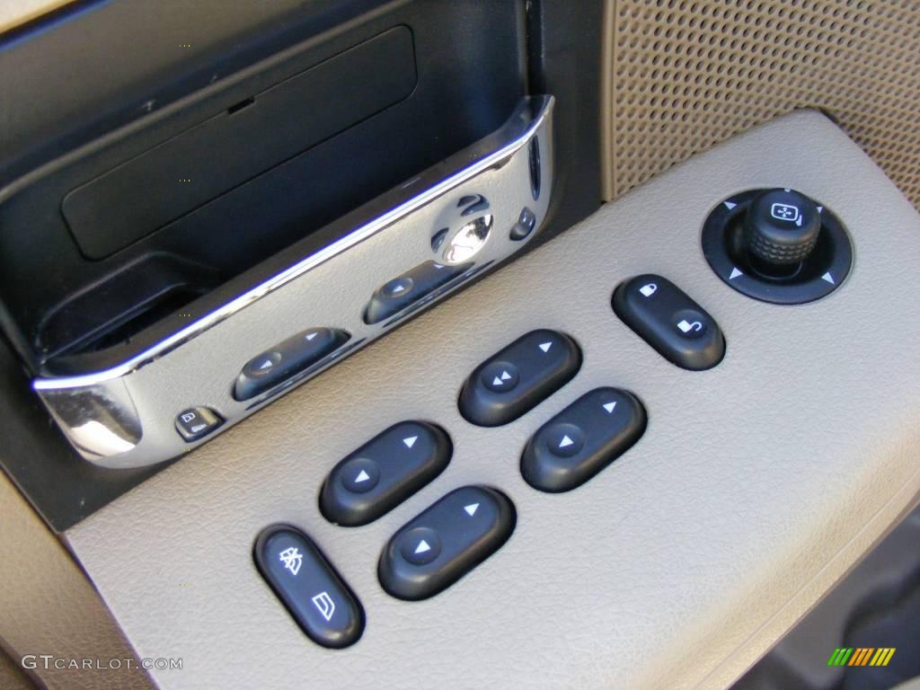 2006 F150 XLT SuperCrew - Black / Tan photo #30