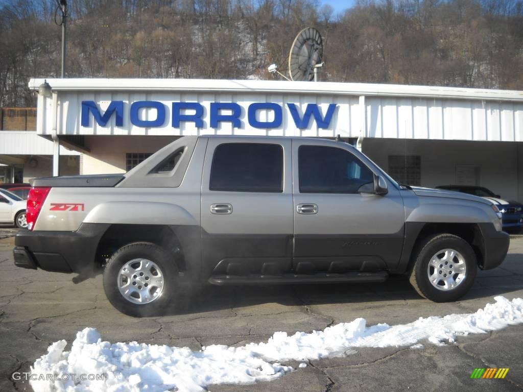 2003 Avalanche 1500 Z71 4x4 - Light Pewter Metallic / Dark Charcoal photo #1