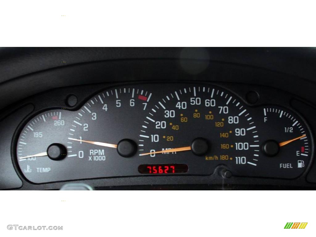 2002 Sunfire SE Coupe - Ultra Silver Metallic / Graphite photo #21