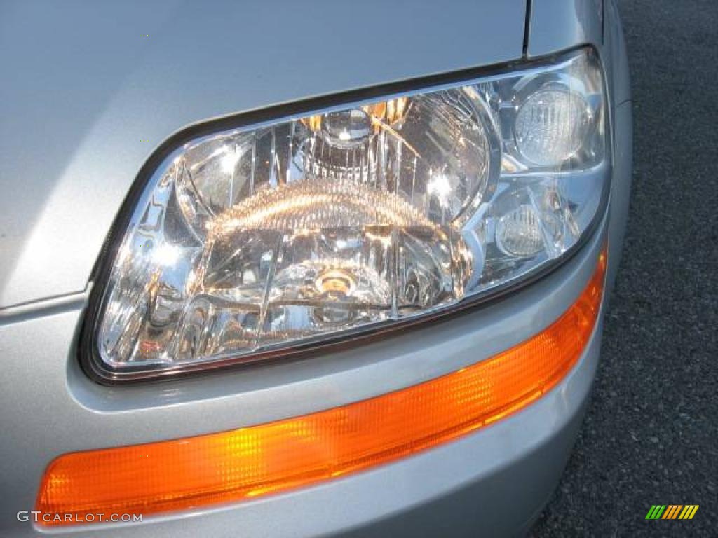 2006 Aveo LT Hatchback - Cosmic Silver / Charcoal photo #40