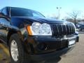 Black - Grand Cherokee Laredo 4x4 Photo No. 21
