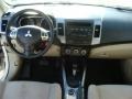 Diamond White Pearl - Outlander LS 4WD Photo No. 11