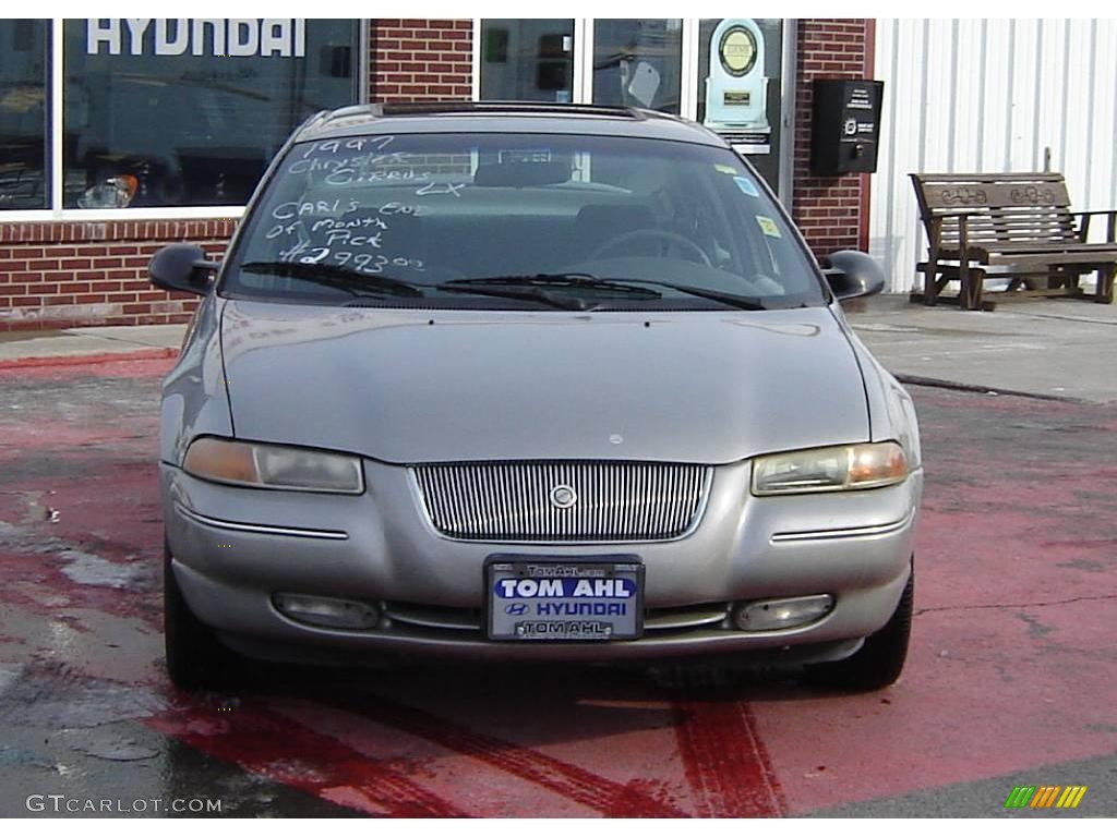 1997 Cirrus LX - Bright Platinum Metallic / Dark Gray photo #8