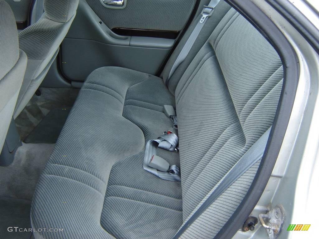 1997 Cirrus LX - Bright Platinum Metallic / Dark Gray photo #10
