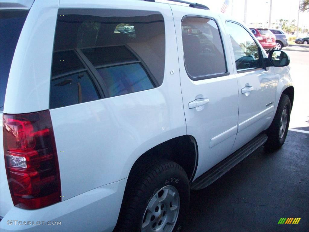 2007 Tahoe LT - Summit White / Light Cashmere/Ebony photo #4