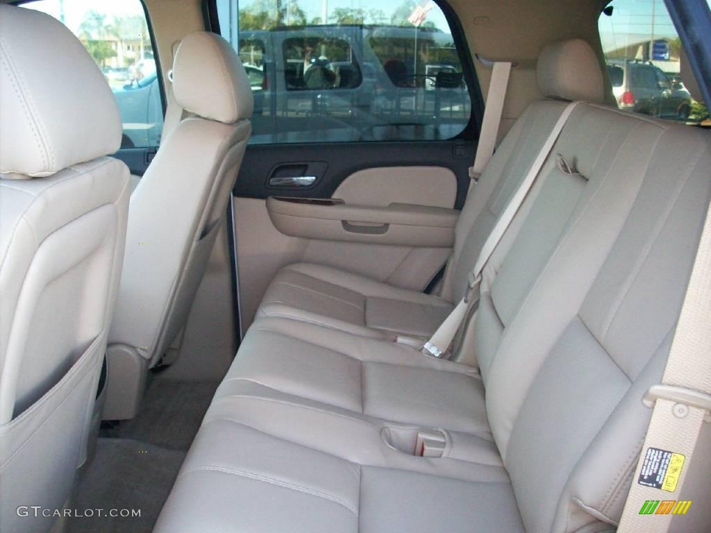2007 Tahoe LT - Summit White / Light Cashmere/Ebony photo #8