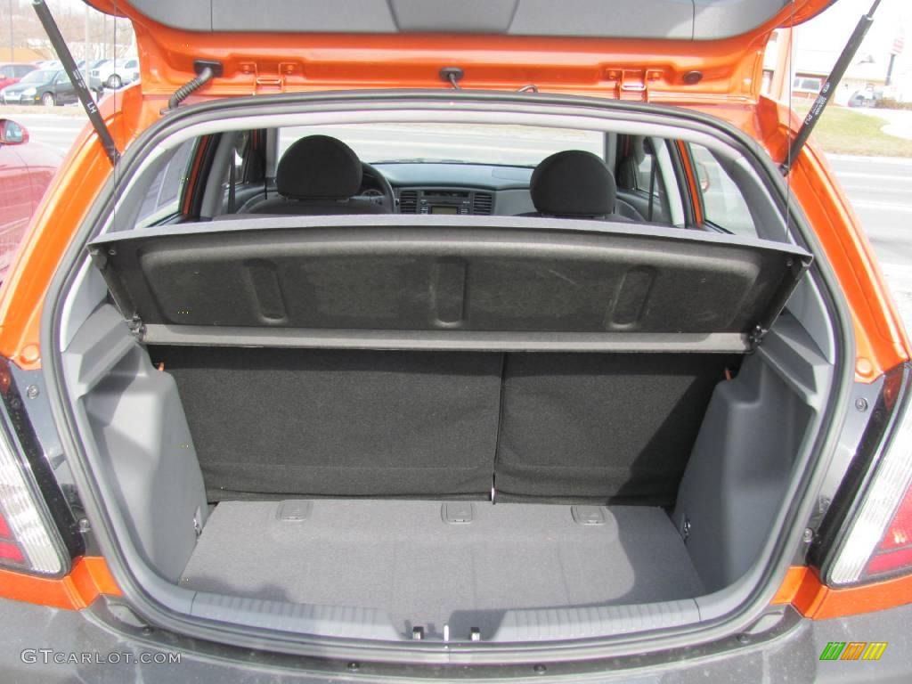 2009 Rio Rio5 LX Hatchback - Sunset Orange / Gray photo #13