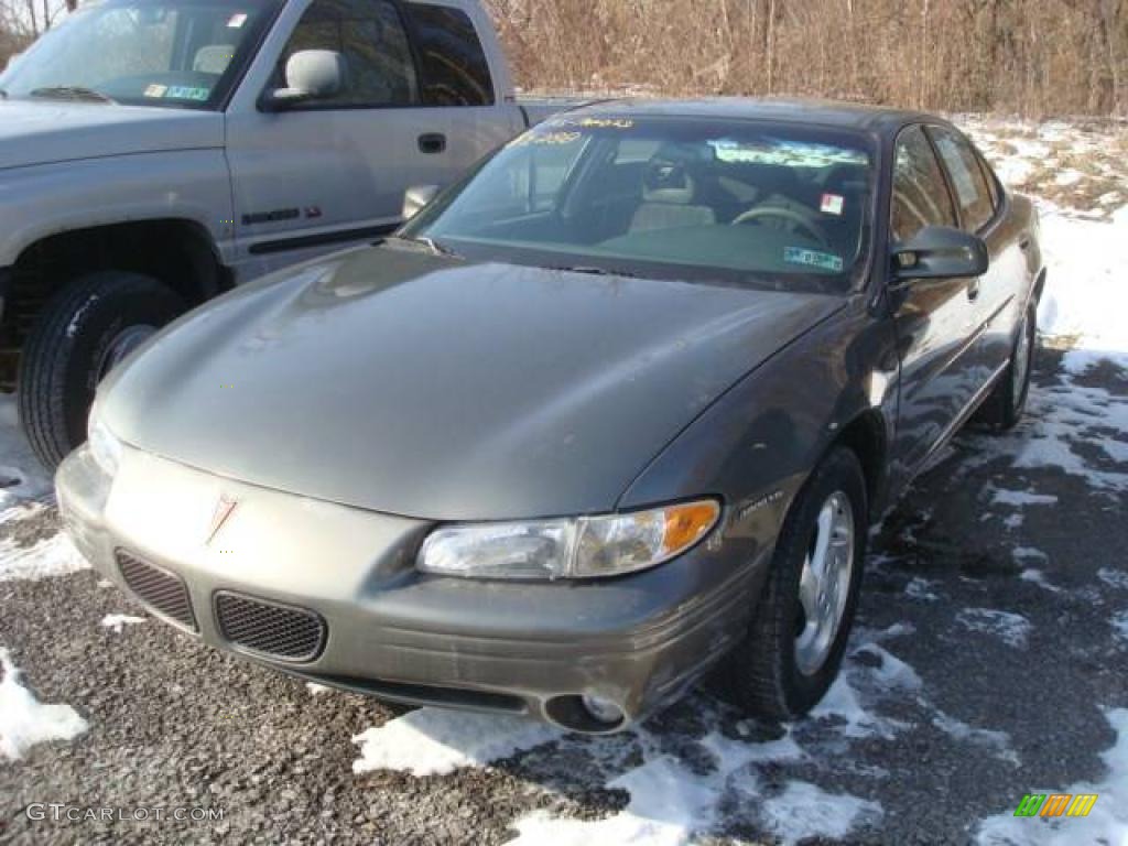 1997 Grand Prix SE Sedan - Medium Jade Gray Metallic / Dark Pewter photo #5