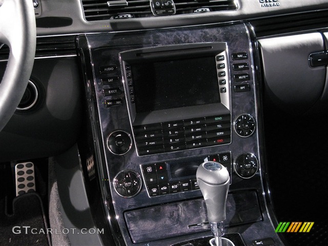 2008 Maybach 62 S Controls Photos