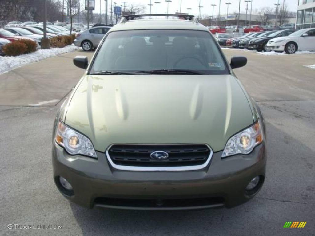 2006 Outback 2.5i Wagon - Willow Green Opalescent / Taupe photo #6
